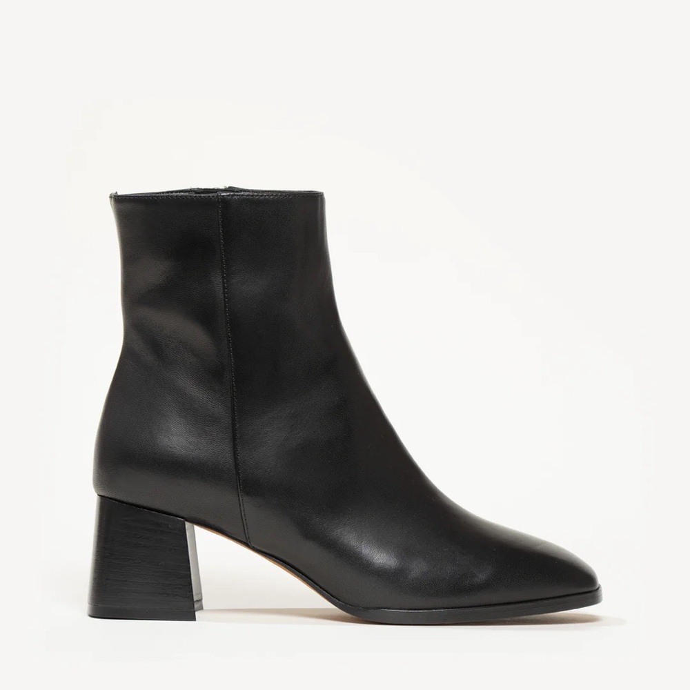 NWOB M. Gemi Cristina Bootie in Black Nappa Leather
